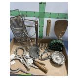 VINTAGE KITCHEN UTENSILS