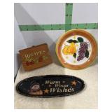 DECORATIVE PLATES AND WALL DECOR