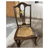 ROCKING CHAIR NEEDS SEAT