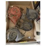 4-CAR HORNS