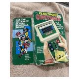 ELECTRIC QUARTERBACK HANDHELD GAME