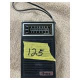 SEARS TRANSISTER RADIO MISSING ANTANNA