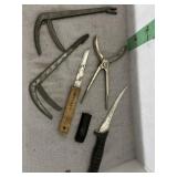 FISHING PLIERS & KNIVES