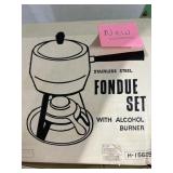 FONDUE POT  NIB