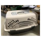 Pet Carrier   24 x 16 x 16