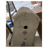 Bird House 14x6x11