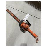 B&D HEDGE TRIMMER - ELECTRIC