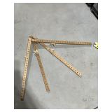 ADJUSTABLE PICTURE FAME CLAMP