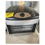 CABELA'S 6 TRAY HEAVY DUTY DIAL DEHYDRATER