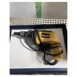 DEWALT SCREW SHOOTER