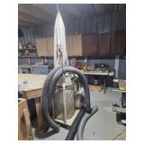 JET DUST COLLECTOR  115 VOLT  22' X 34' X 90'