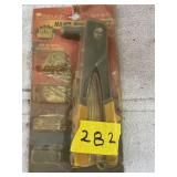 HAND RIVETER SET