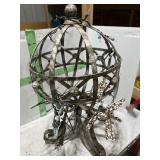 METAL YARD ART
