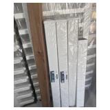14 PCS VINYL FENCING W/4  POSTS 3'x8'