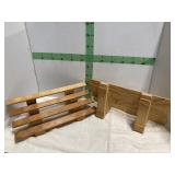 2 MINIATURE LEXOUR RISPLAY RACKS 15X6X4