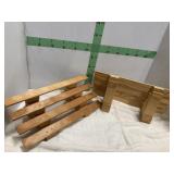 2 MINIATURE LEXOUR RISPLAY RACKS 15X6X4