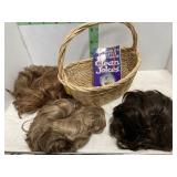 SMALL WICKER BASKET W/ 2 WIGS
