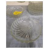 CLAM SHELL SALAD BOWL W/6 SERVING DISHES