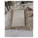 FLOWER VASES AND PICTURE FRAME