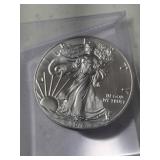 1 2016 American Silver Eagle UNC
