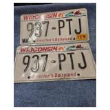 PAIR OF WISCONSIN 937-PTJ METAL PLATE
