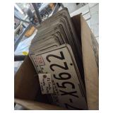 28-TRAILER PLATES MOSTLY 17 COUNTY METAL