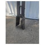 POST HOLD DIGGER & TAMPER