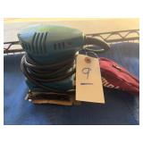 MAKITA FINISH SANDER  4 1/2" X 5 1/2"
