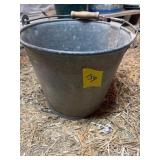 GALVANIZED BUCKET W/HANDLE