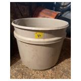 FEED TUBS  21" X 17"