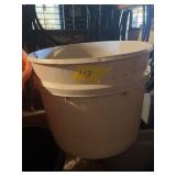 FEED TUBS  21" X 17"