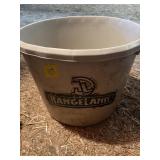 FEED TUBS  22
