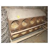 10 HOLE METAL CHICKEN NEST