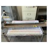 CHICKEN FEEDER 36"