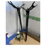 SOUTHBEND SPIN CAST REEL & 2 FISHING POLE HOLDERS