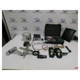 LOT OF ITEMS IN THE PICTURES