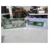 HO KITS - BURLINGTON HOPPER & BOXCAR