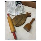 WOOD PINEAPPLE CUTTING BOARD, WOOD POTATO...