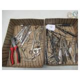 BOX LOT: DRILL BITS, 8' DIAMOND & STANLEY...