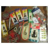 BOX LOT: VTG FISHING LURES/BAITS - (2) 5.5'...
