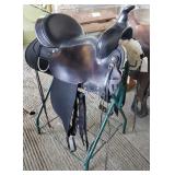 Circly Y Yokam High Horse 14' Saddle & Stand