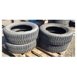 (4) Federal Tires w/Studs 215/60R16
