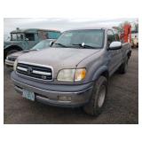2000 Toyota Tundra SR5 Extended Cab Pickup
