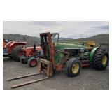 John Deere 2240 Diesel 4x4 Tractor