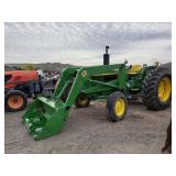 John Deere 2020 Diesel Tractor w/Loader