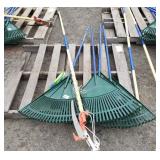 (4) Leaf Rakes & (1) Pole Saw