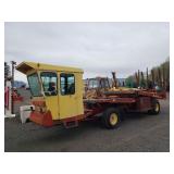 New Holland 1075 Stackcruiser Bale Wagon
