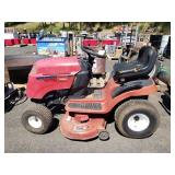 Toro LX 420 Riding Mower w/38' Deck