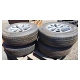 (4) 265/70R18 Tires w/Jeep Rims