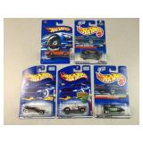(5) hot wheels
